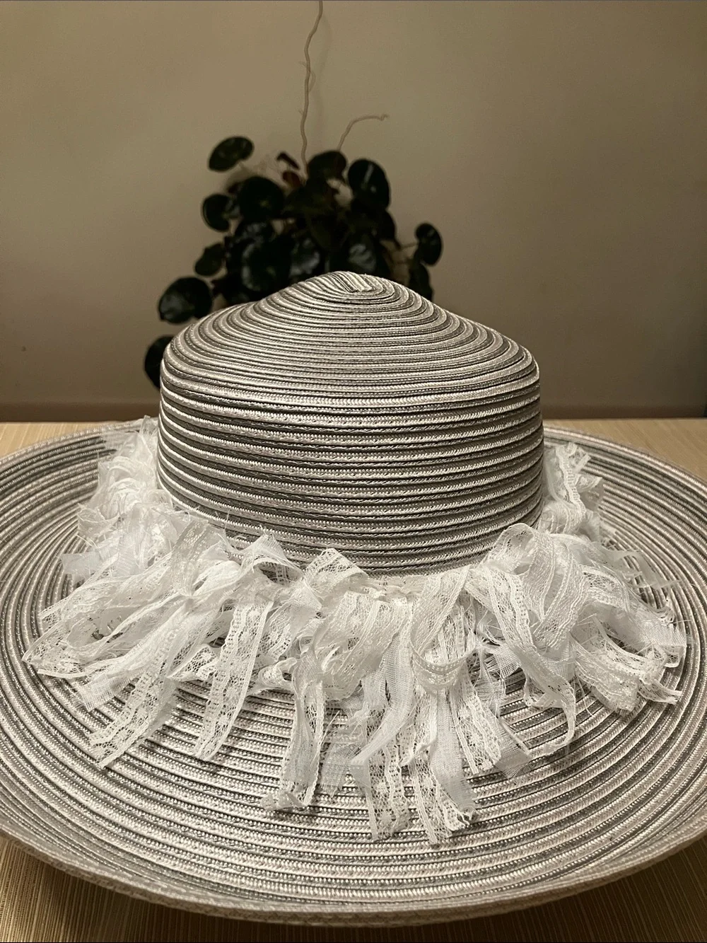 Chic Wide Brim Gray Hat with White Lace Trim